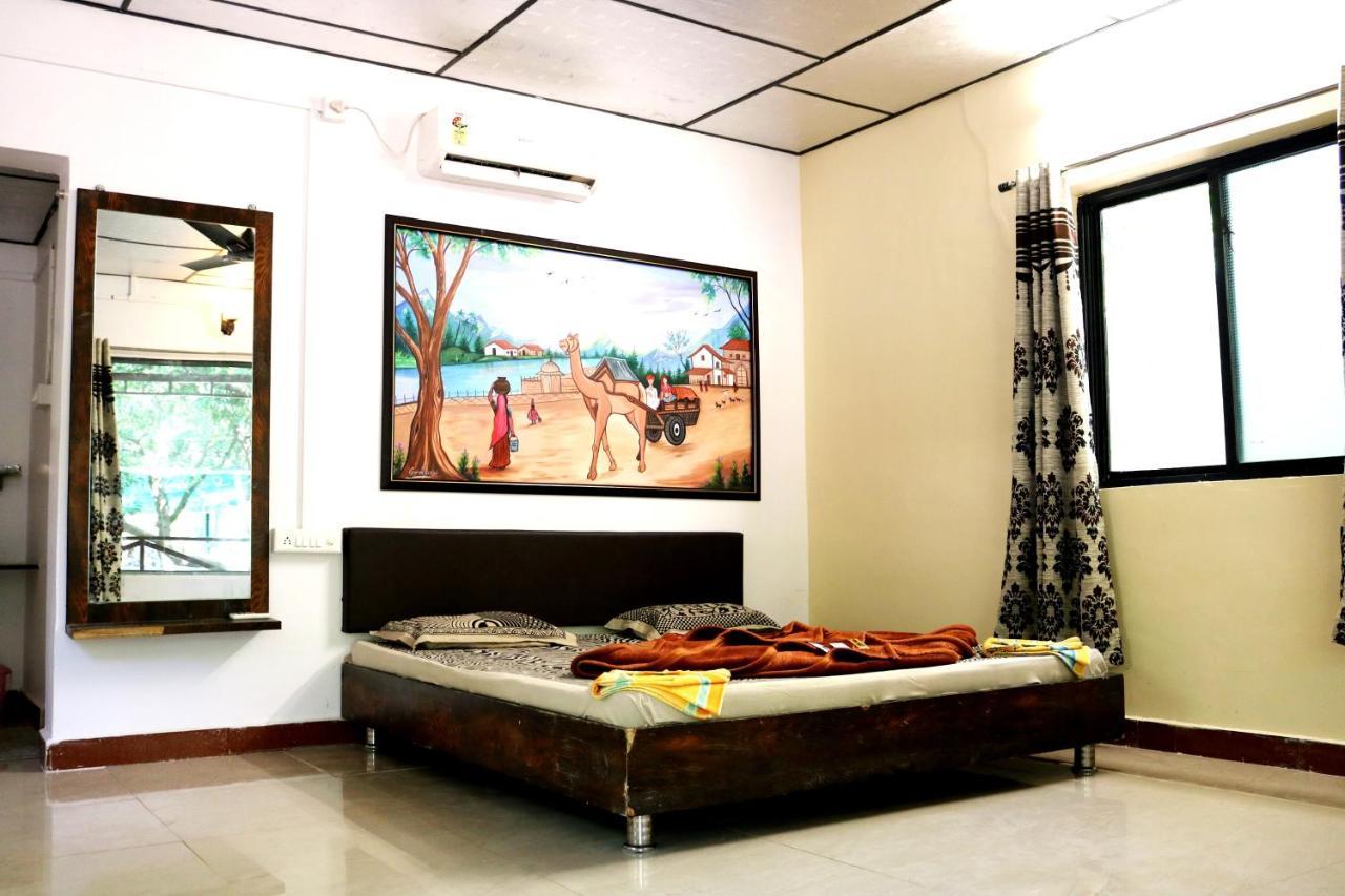 The Wilds Villa Gir Jungle Stay With Swimming Pool Sasan Gir Buitenkant foto