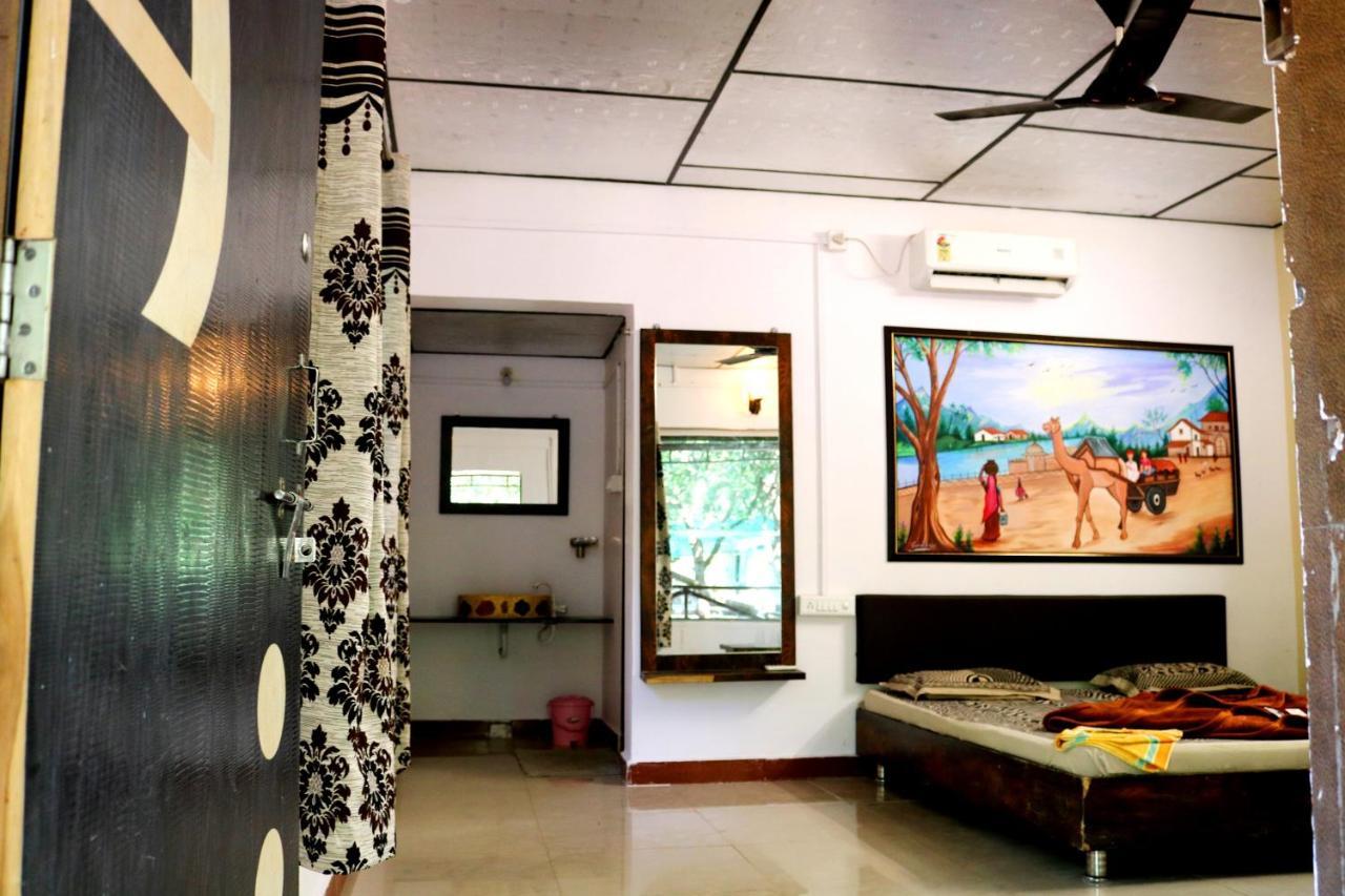 The Wilds Villa Gir Jungle Stay With Swimming Pool Sasan Gir Buitenkant foto