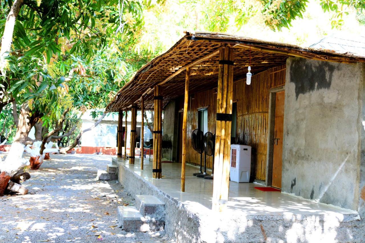 The Wilds Villa Gir Jungle Stay With Swimming Pool Sasan Gir Buitenkant foto